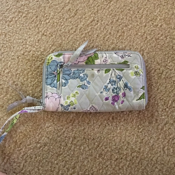 Vera Bradley Watercolor wristlet - Picture 2 of 4